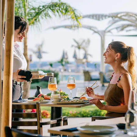 Ivi Mare - Designed For Adults By Louis Hotel