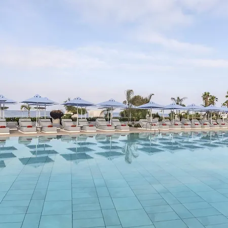 Hotel Ivi Mare - Designed For Adults By Louis Geroskipou