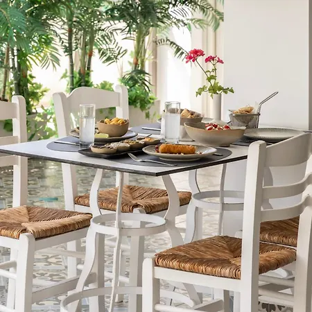 Ivi Mare - Designed For Adults By Louis 5*